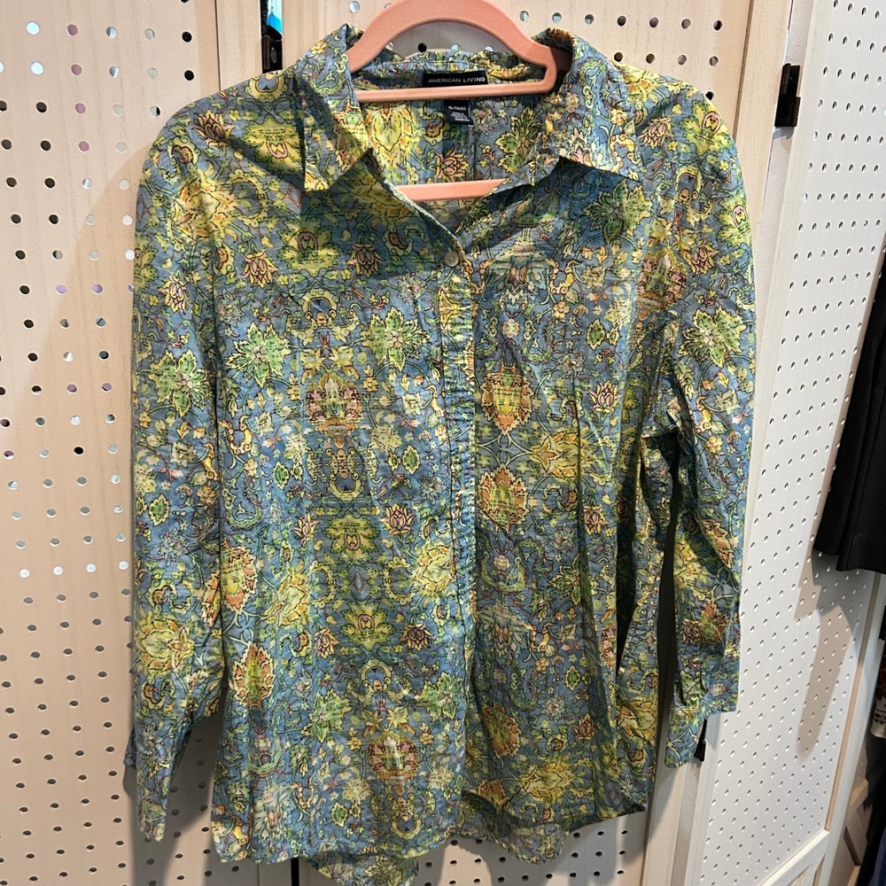 American Living Floral Button Down Shirt Long Sleeve Womenswear Top